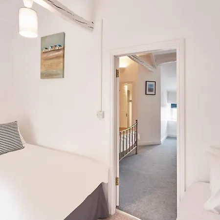 Host & - Dove Grey, 25 West End Σπίτι διακοπών